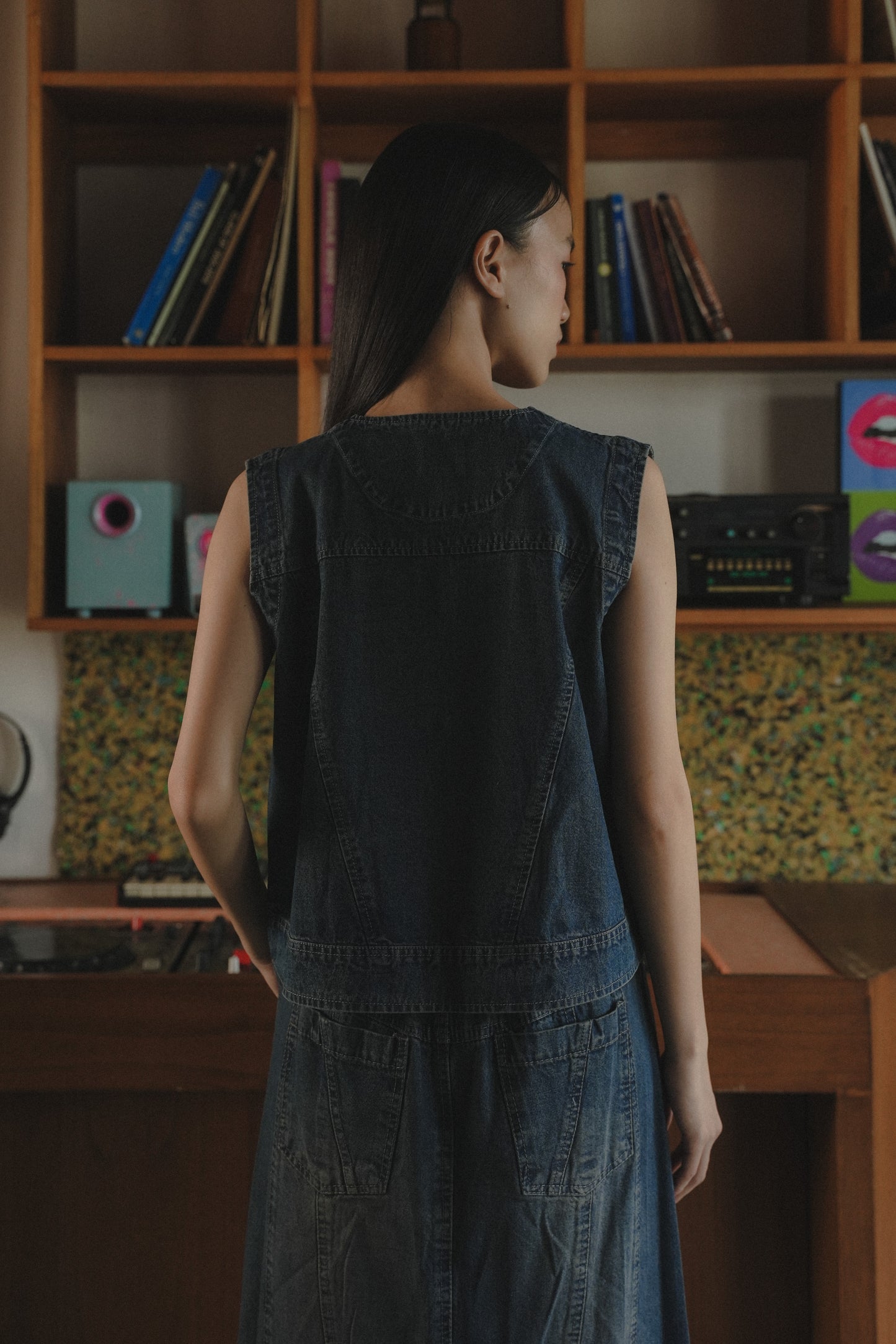 IDRIS DENIM TOP IN FUDGE