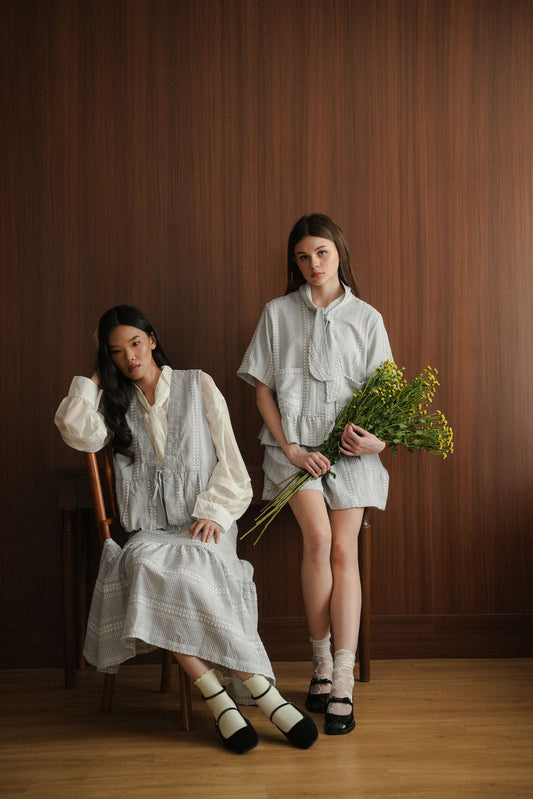 MERLLO TOP IN FOG