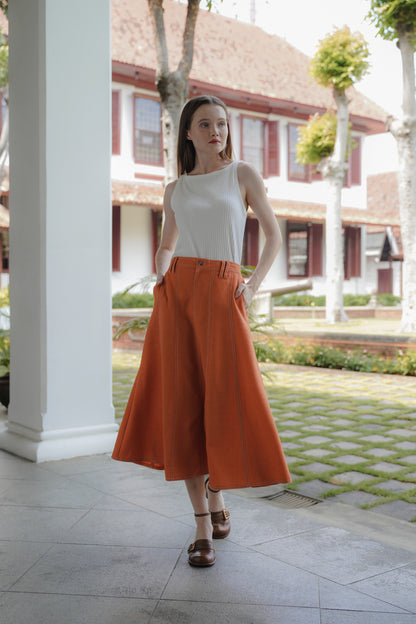 AOI SKIRT IN ORANGE PEEL