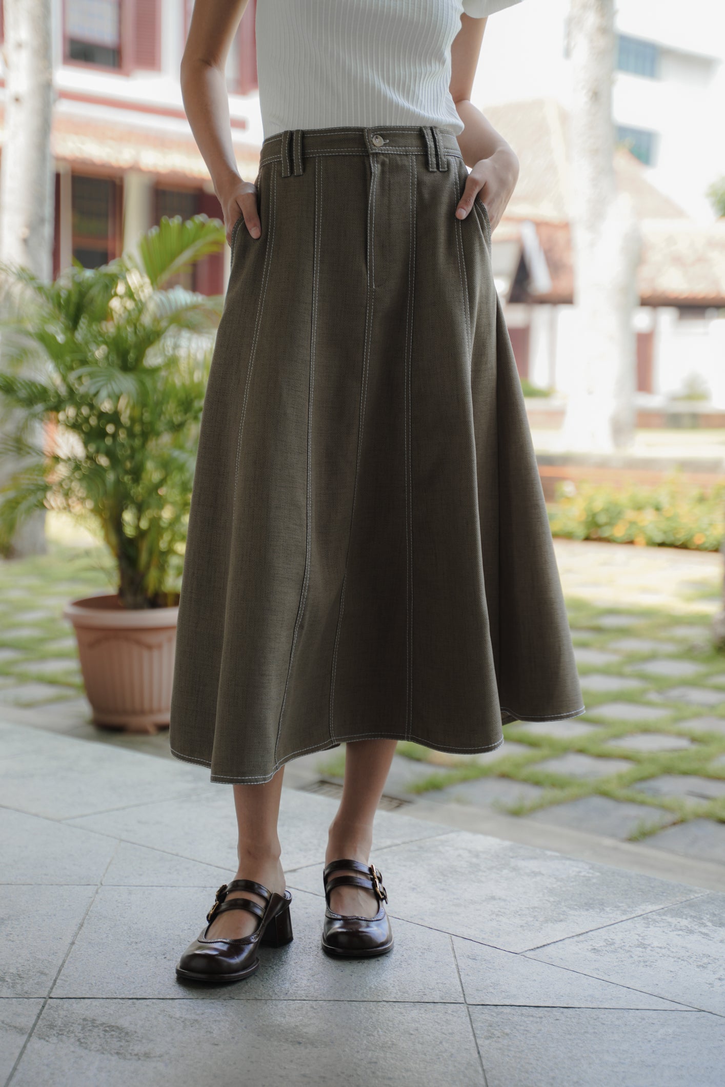 AOI SKIRT IN CABAN