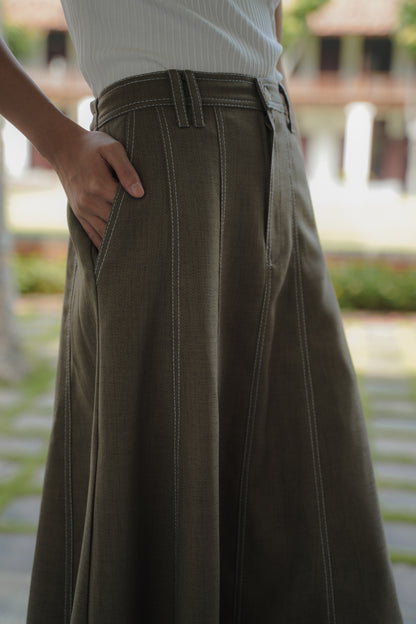 AOI SKIRT IN CABAN