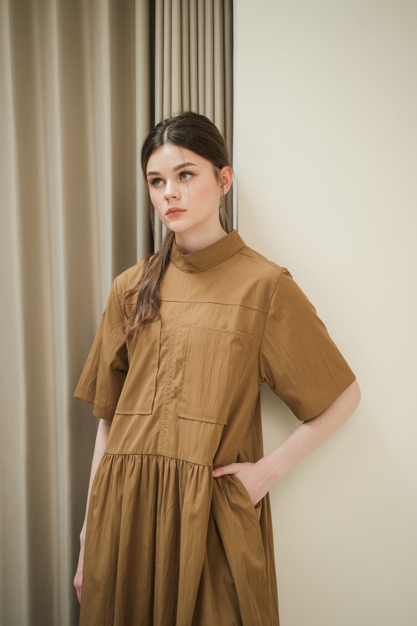 TAFFY DRESS IN PRETZEL