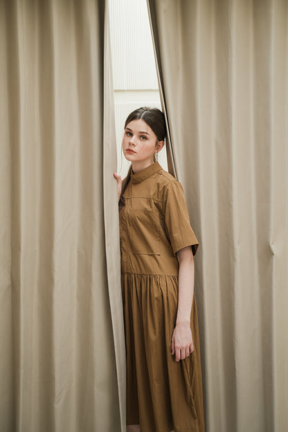 TAFFY DRESS IN PRETZEL