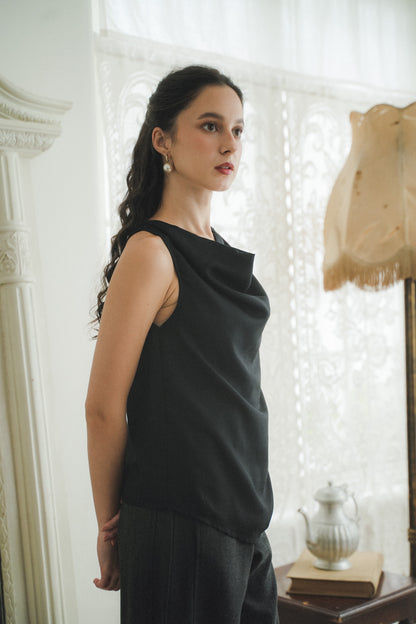 MIRAE TOP IN BLACK BEAUTY