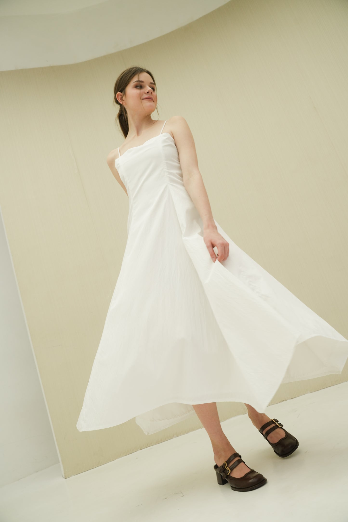 ALLYSA DRESS IN WHISPER