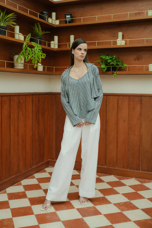 LOUISE OUTER IN MOONLIGHT