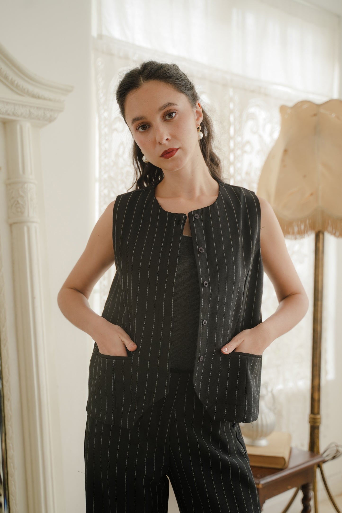 AYA VEST IN PHANTOM