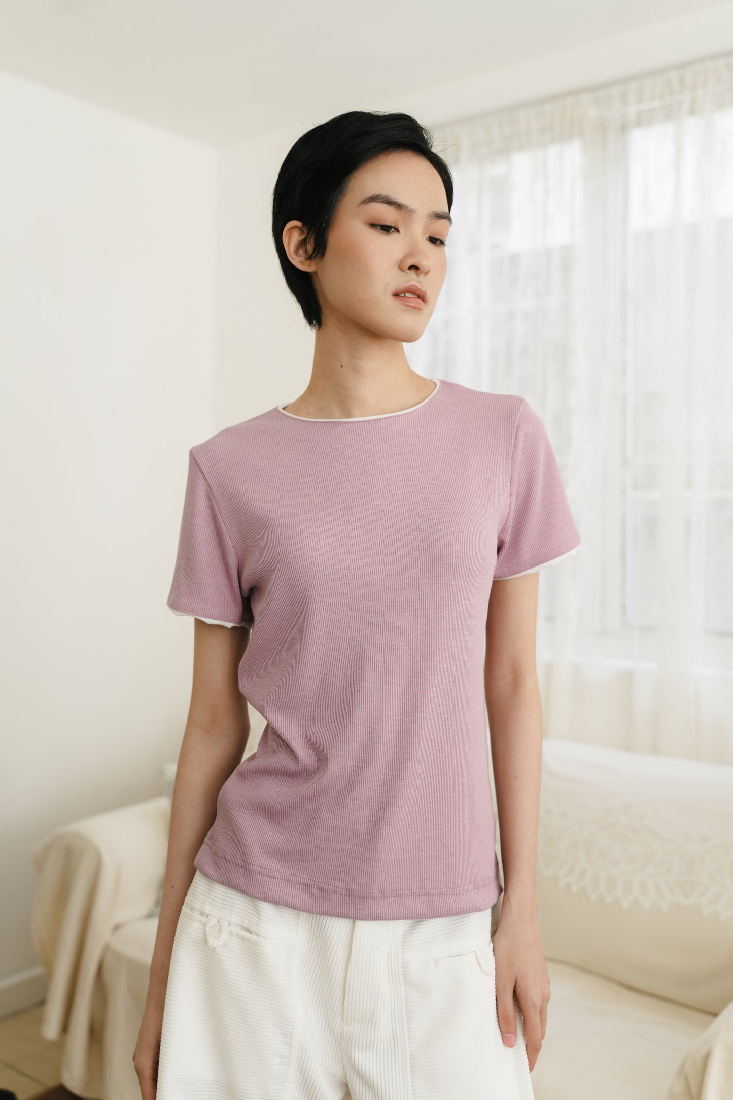 EDGE IN ORCHID PETALS