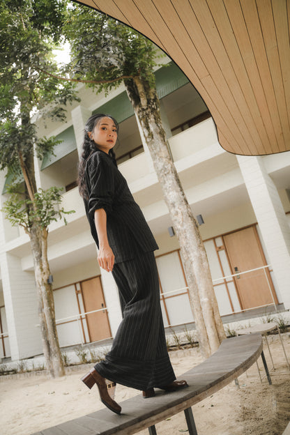 SOLENE TOP IN BLACKBEAN