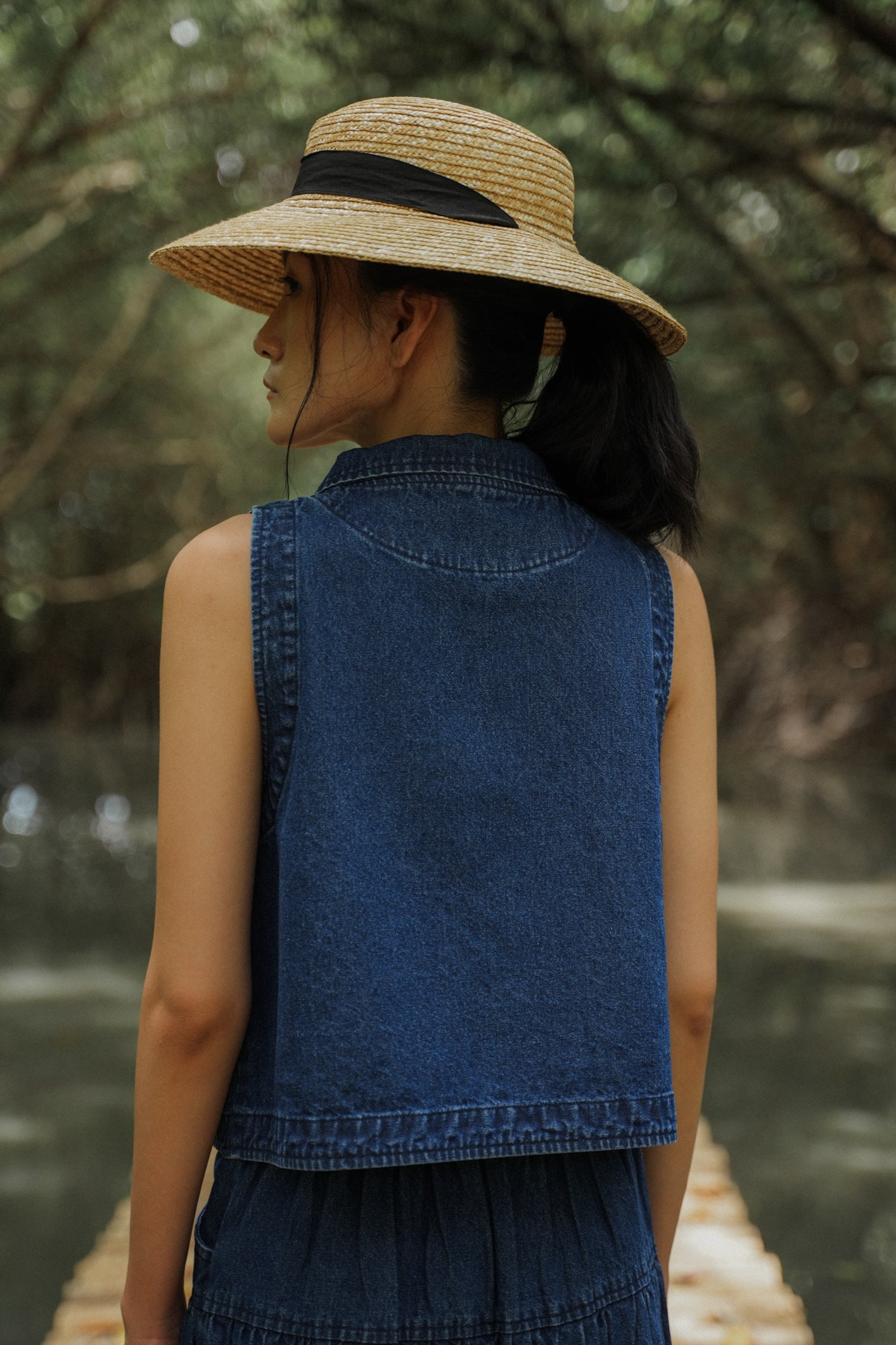 TROCADERO VEST IN WESTPORT BLUE