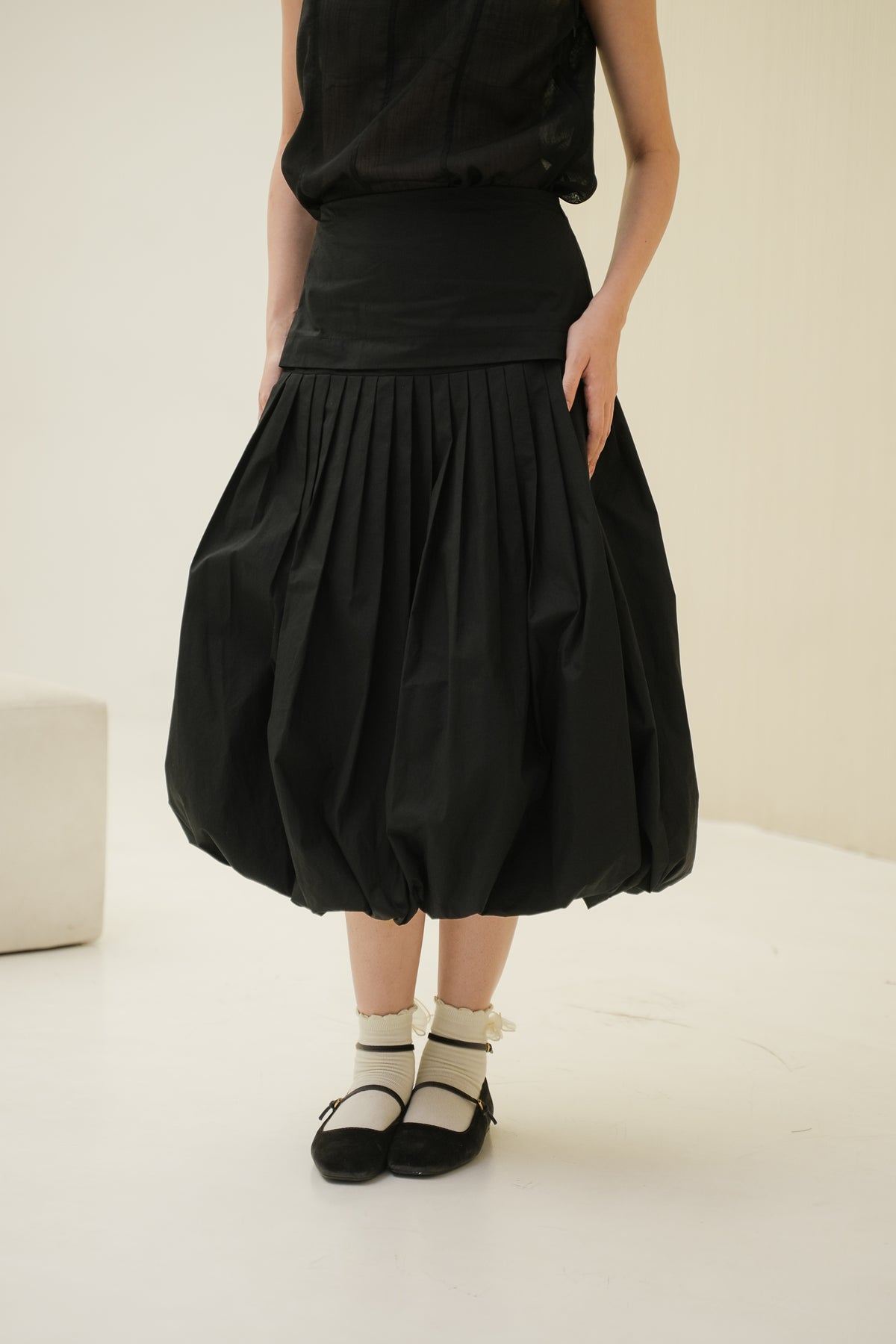 SOREN SKIRT IN BLACK BEAUTY