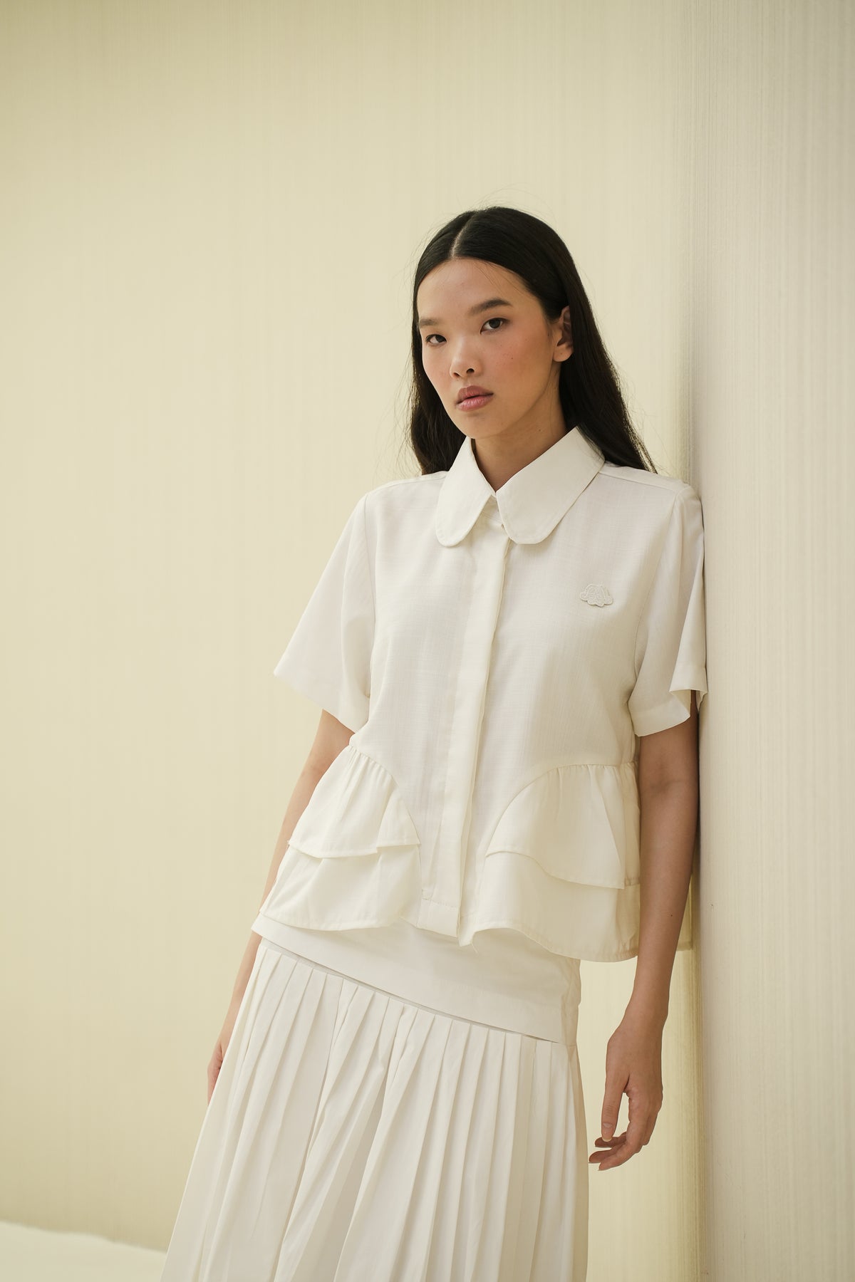 GILL TOP IN PEARL WHITE