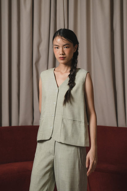 ALUNA VEST IN MOSS