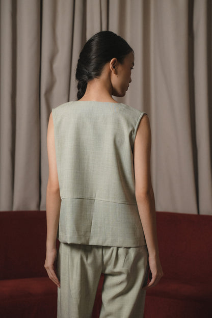 ALUNA VEST IN MOSS