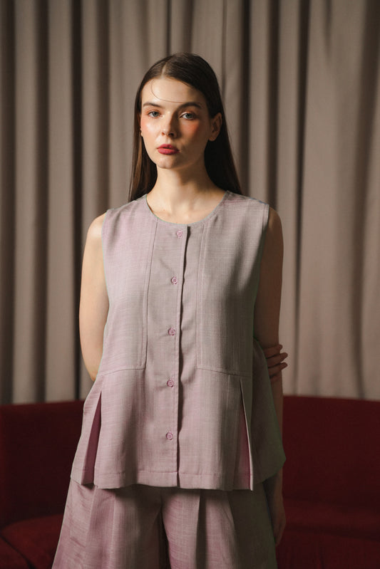 FAYE TOP IN MUTED PEONY