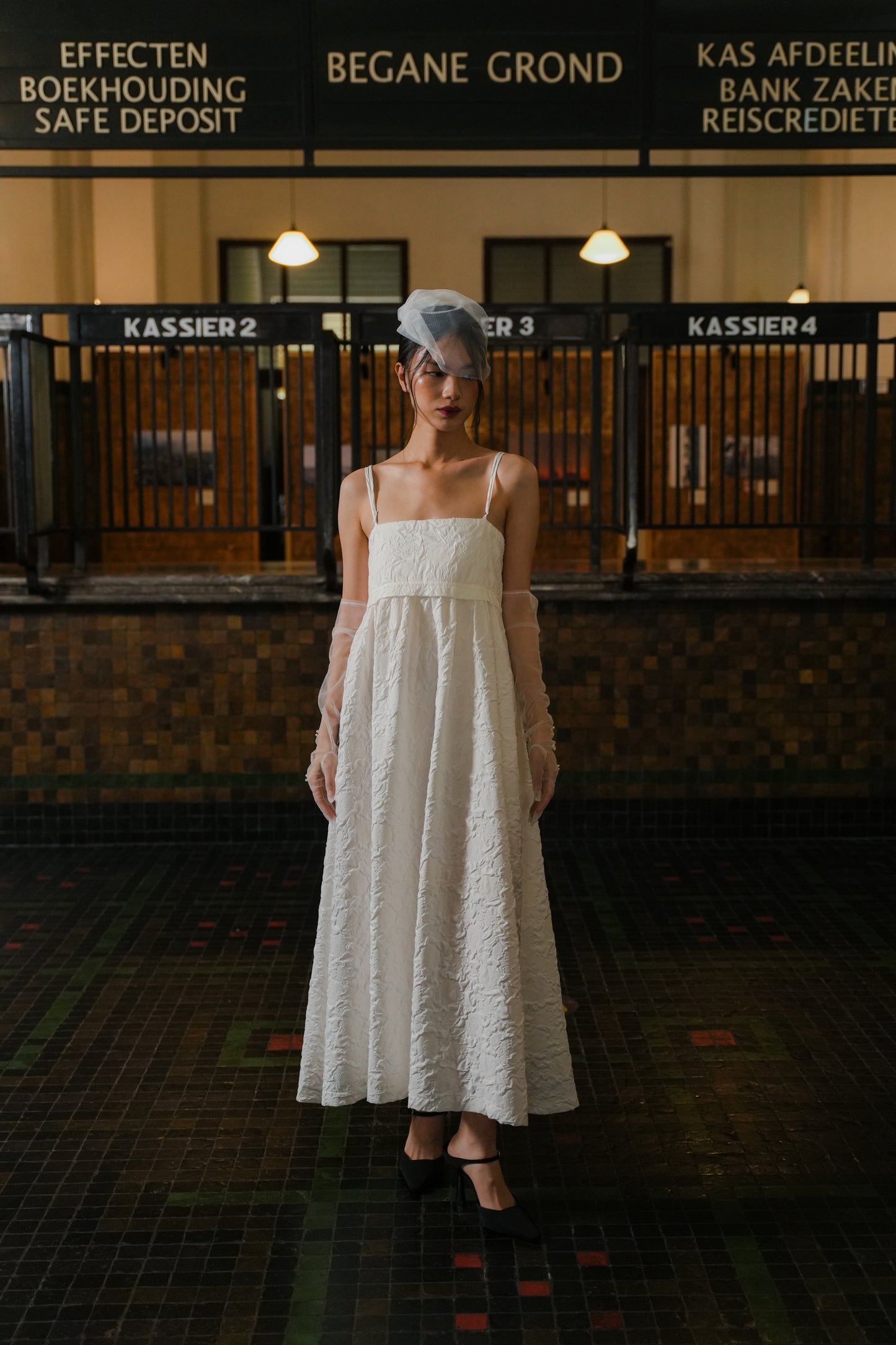 LORAINNE DRESS IN MERINGUE