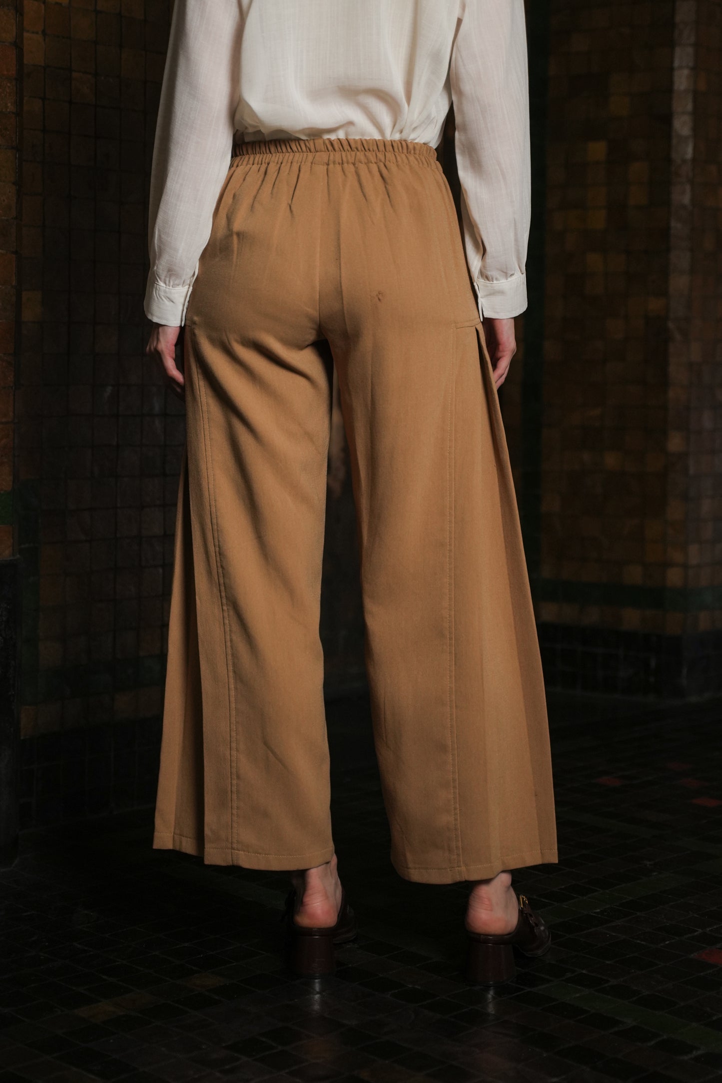 AKARI PANTS IN CARMO