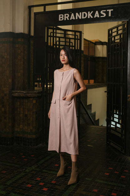 LAMER DRESS IN FEATHER BERRY