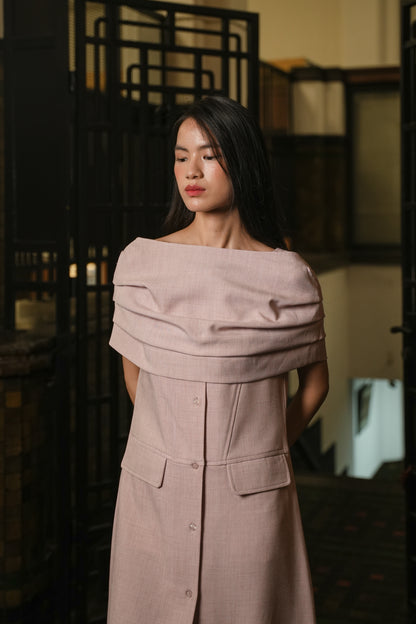 BIENN CAPE IN FEATHER BERRY