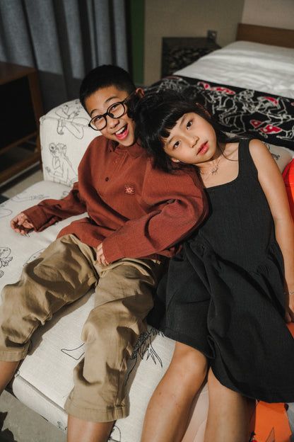 MINI IVY IN MOONSPACE