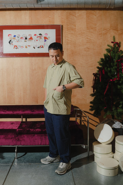 CEDRIC UNISEX SHIRT IN CEDAR GREEN