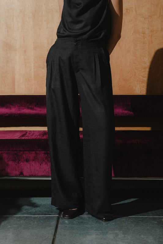 VESPER PANT IN BLACK BEAUTY