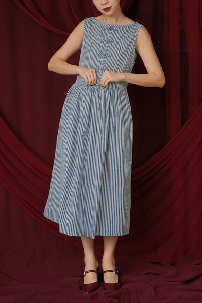 BAO DRESS IN MUTED BLUE