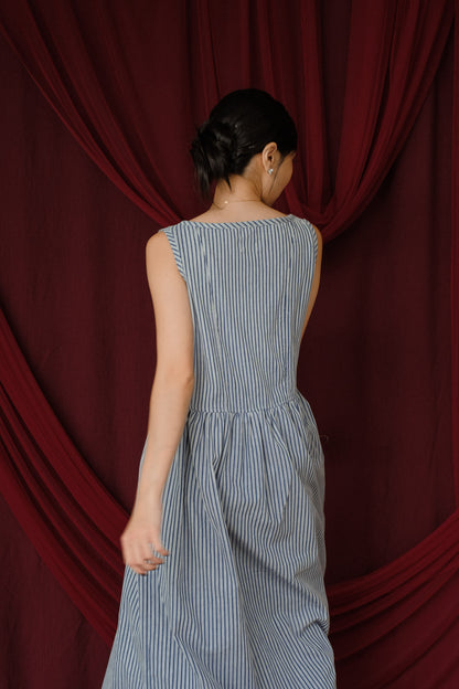 BAO DRESS IN MUTED BLUE