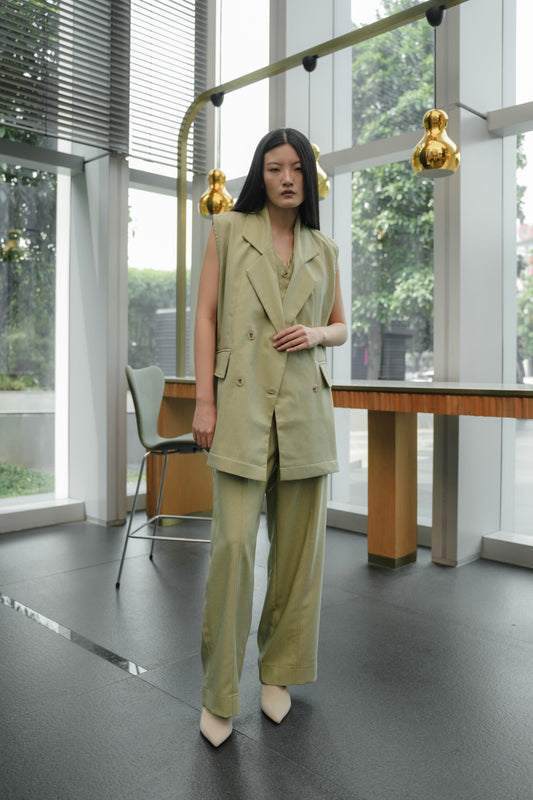 SET - SATOO NAMI KANA IN KIWI CLOVER