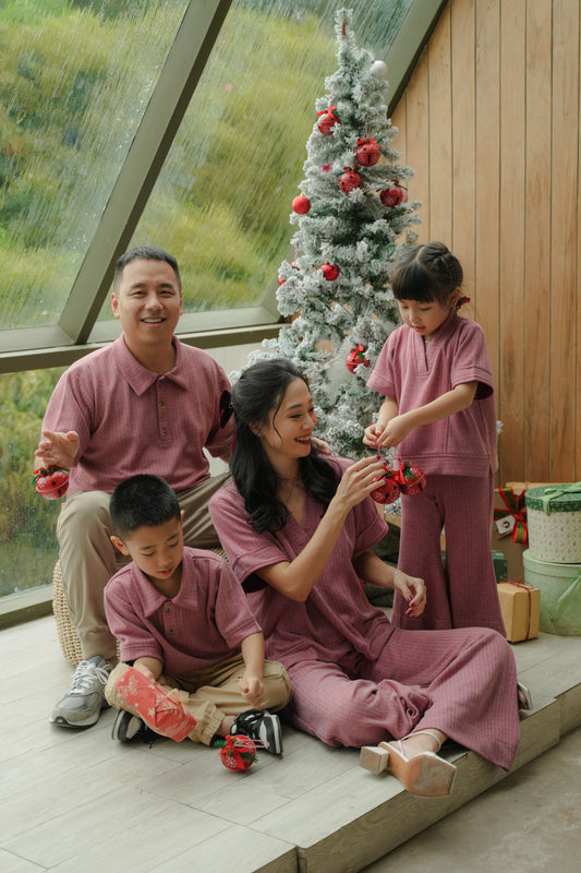 SET - SHERRY ANN + RALPH IN JOLLY RED