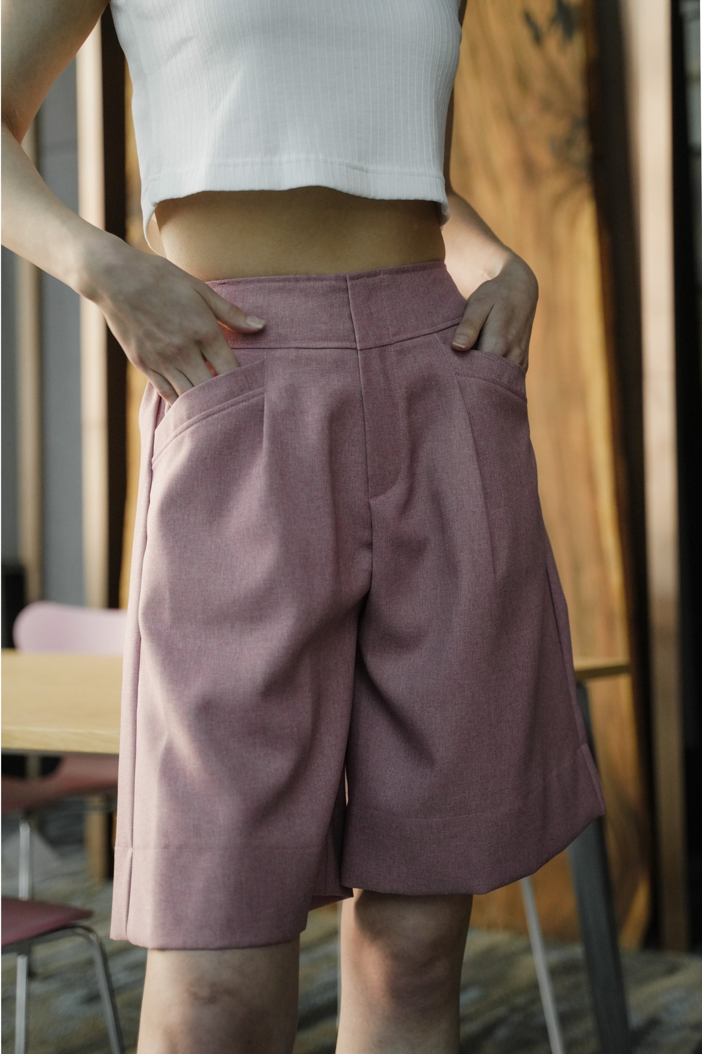 SUKI V PANTS IN PEACHY KEEN