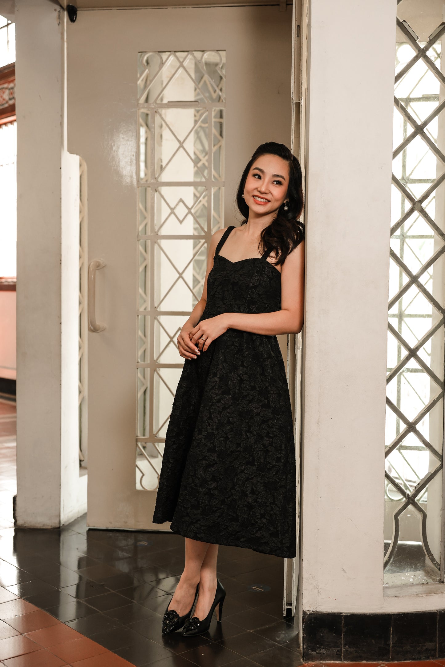 VIVIENNE DRESS IN NOIR
