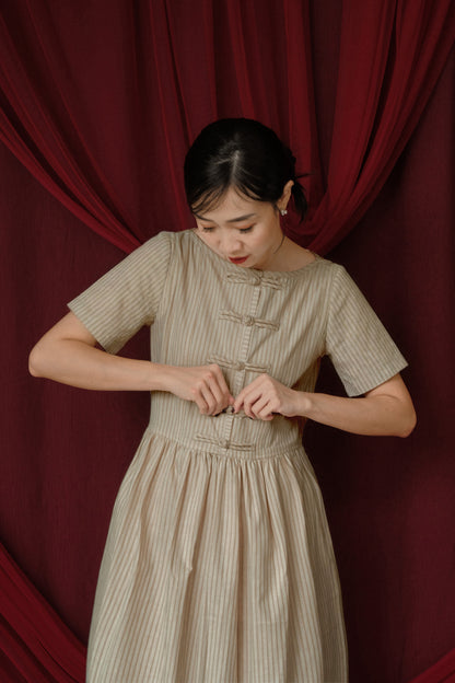 BAO DRESS IN ROAST SEED