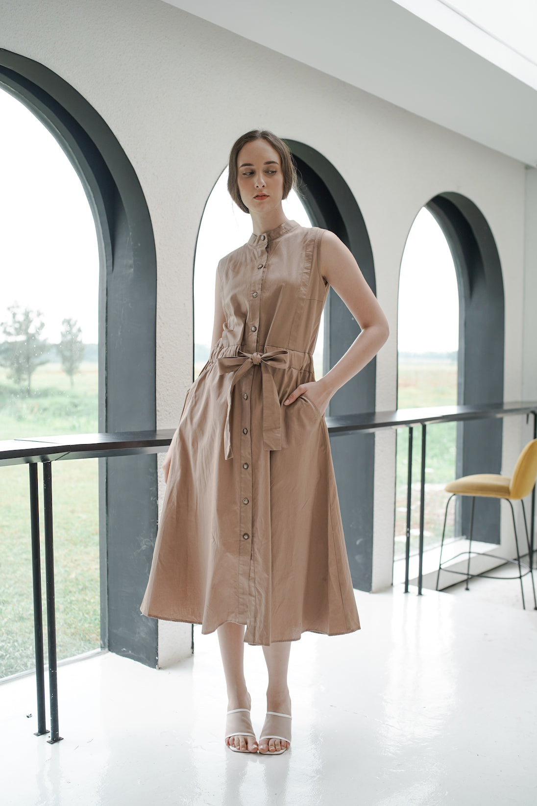 AMELIE MIDI DRESS IN WALNUT