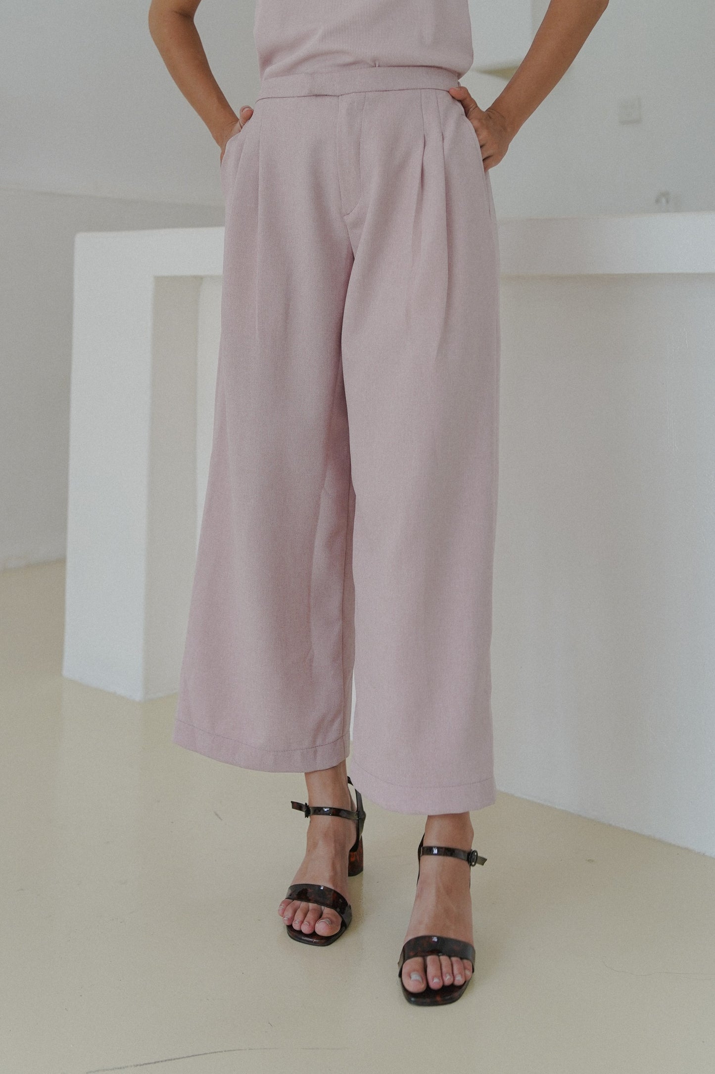 LONG ARDEE PANTS IN ROSE CLOUD