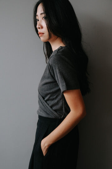 BIGAIL TOP IN CHARCOAL