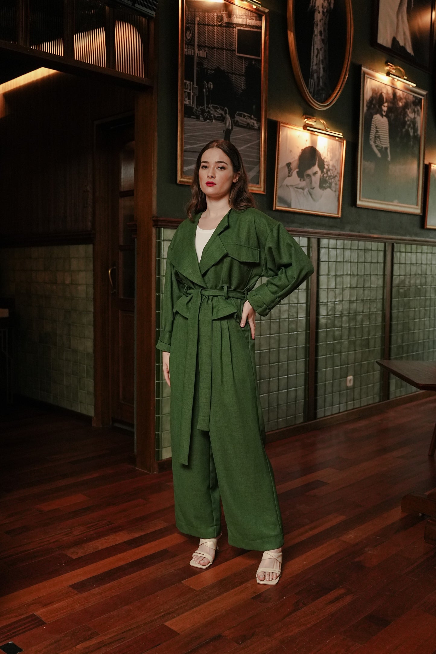 NADYAA BLAZER IN EDEN GREEN