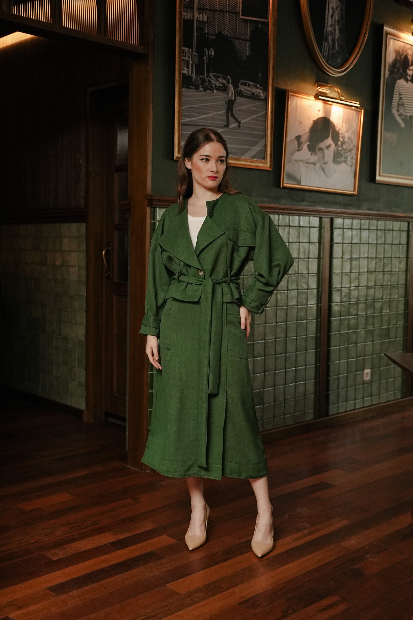 NADYAA BLAZER IN EDEN GREEN