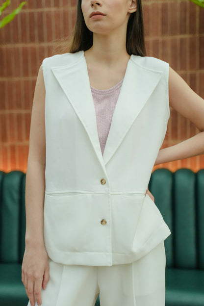 HONORE VEST IN PEARL WHITE