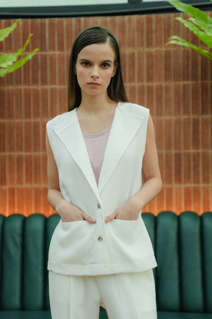 HONORE VEST IN PEARL WHITE