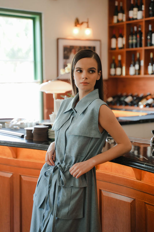 FRANCESCA DRESS SLEEVELESS IN CAPRI BLUE