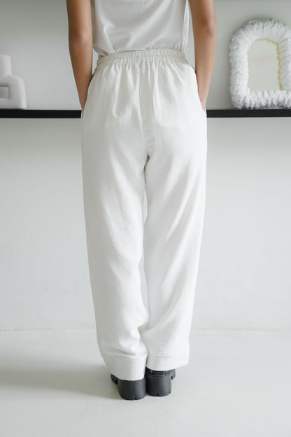CHU PANT IN PEARL WHITE (NEW MIKE FABRIC)